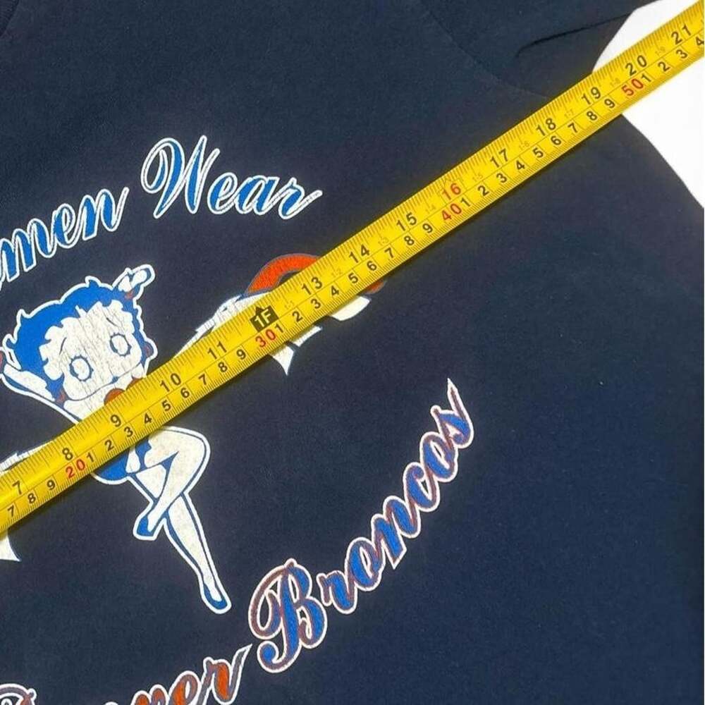 Rare Vintage Betty Boop Denver Broncos T-Shirt M - Picture 2 of 7